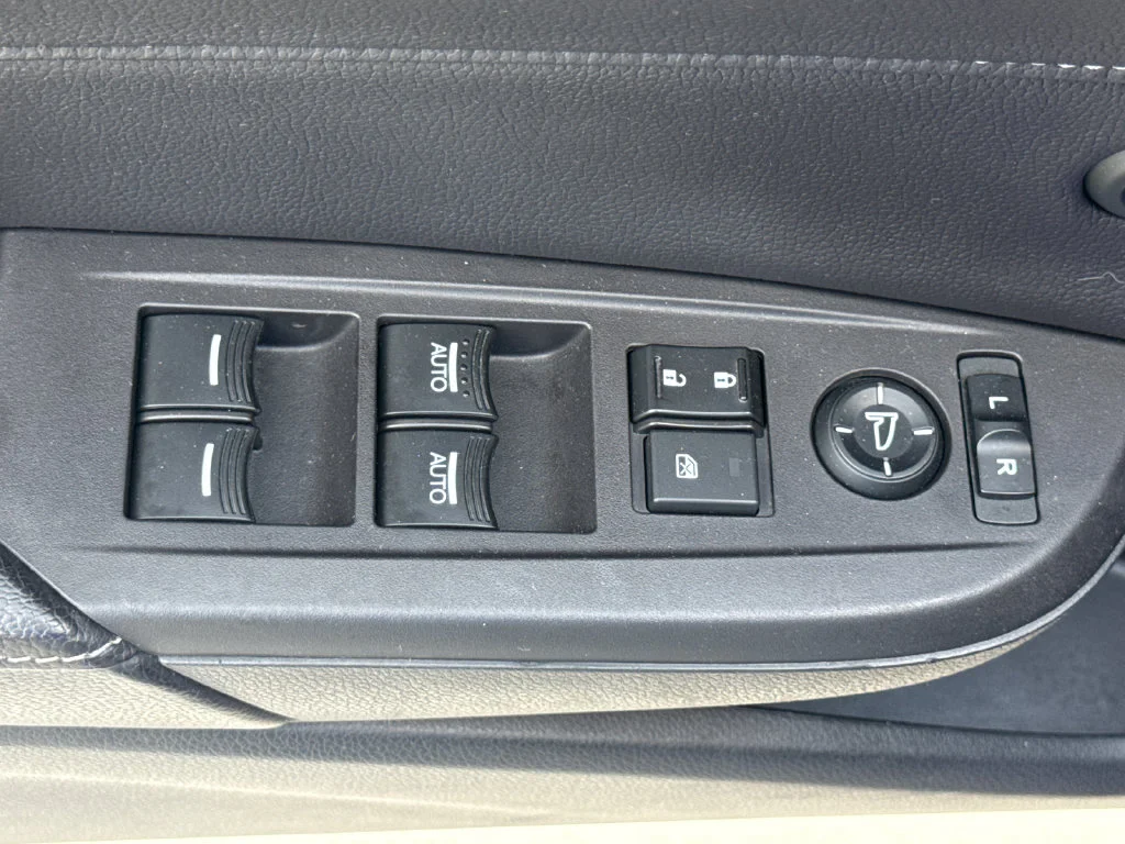 Used 2019 Apex Blue Pearl Acura Premium and A-SPEC Packages image 14
