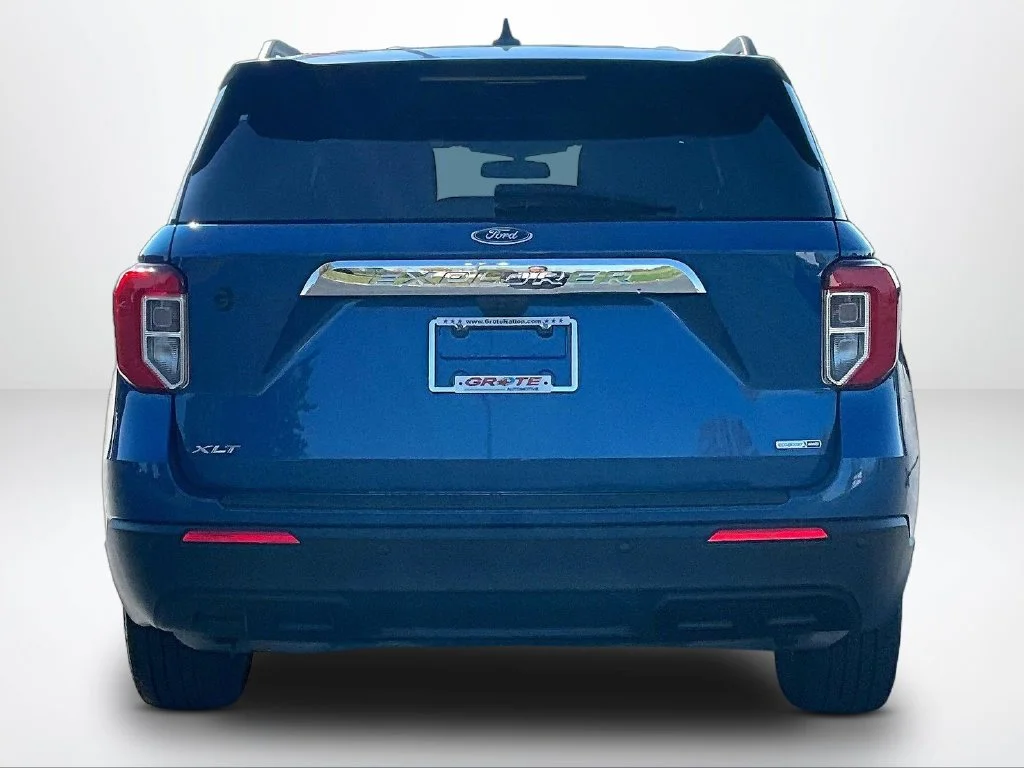 Used 2020 Blue Ford XLT image 4
