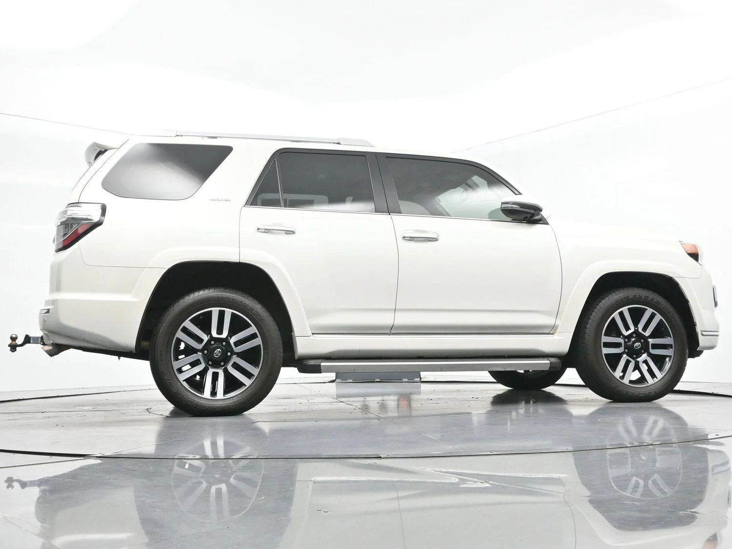 Used 2019 Blizzard Pearl Toyota Limited image 61