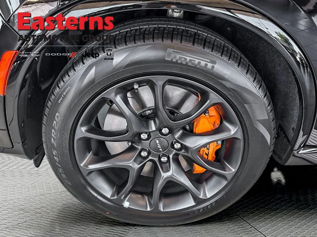 New 2026 Diamond Black Clear-Coat Exterior Paint Dodge SRT Hellcat Jailbreak image 22