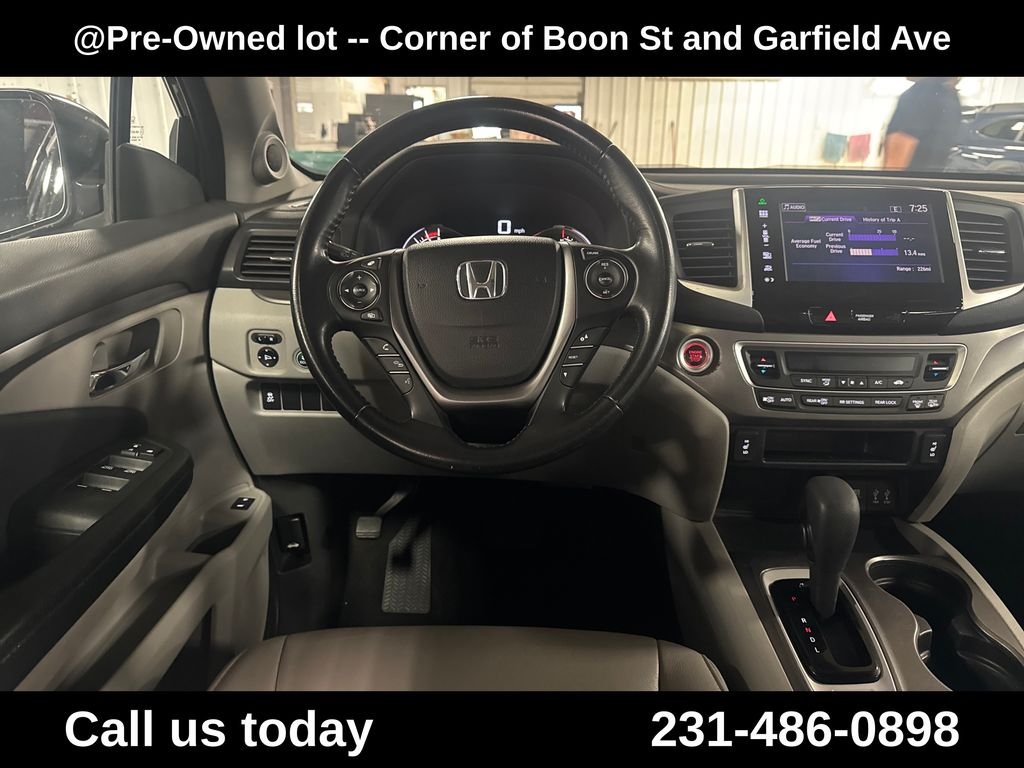 Used 2016  Honda EX-L image 16
