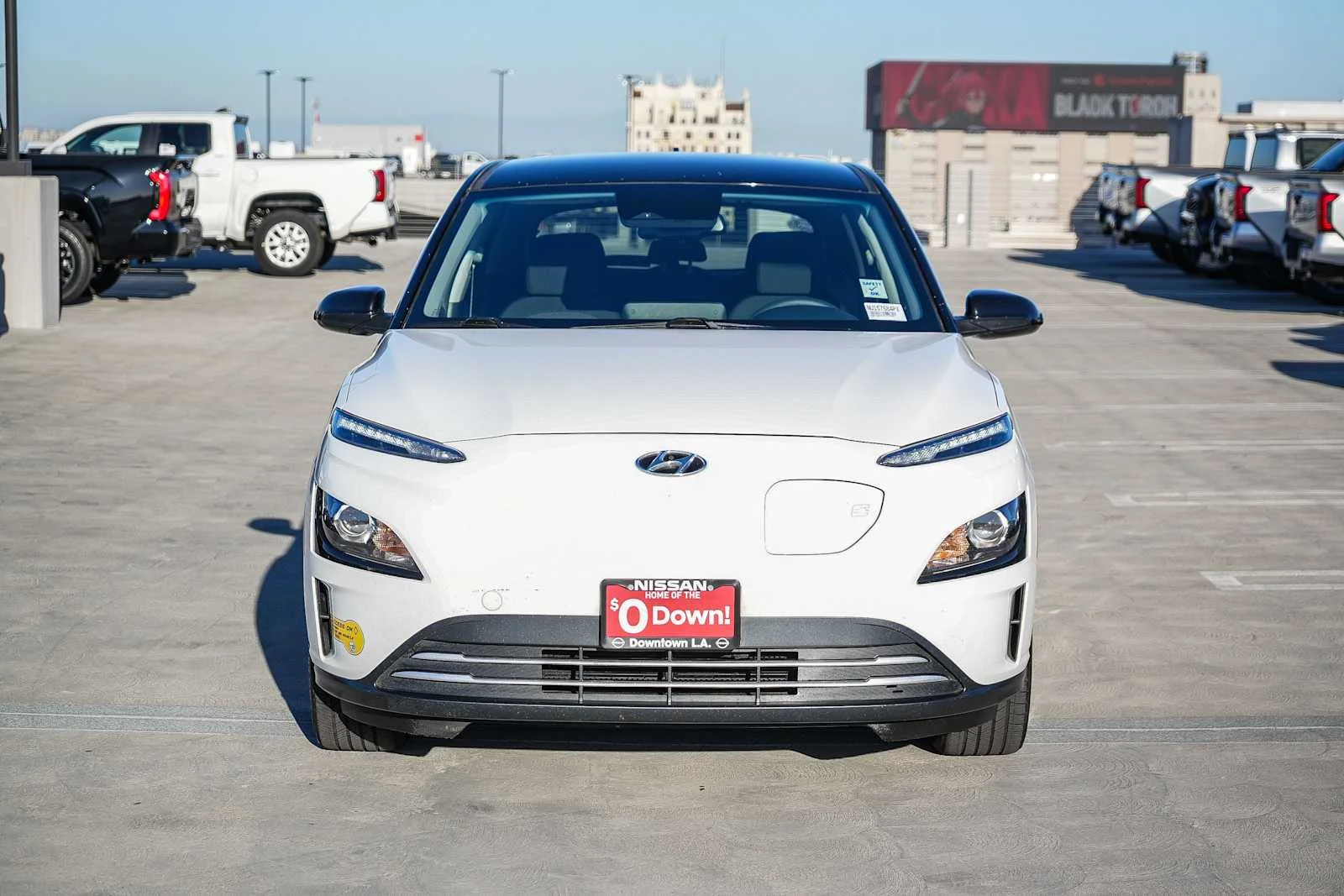Used 2022 Hyundai Kona EV SEL with VIN KM8K23AG0NU157684 for sale in Los Angeles, CA