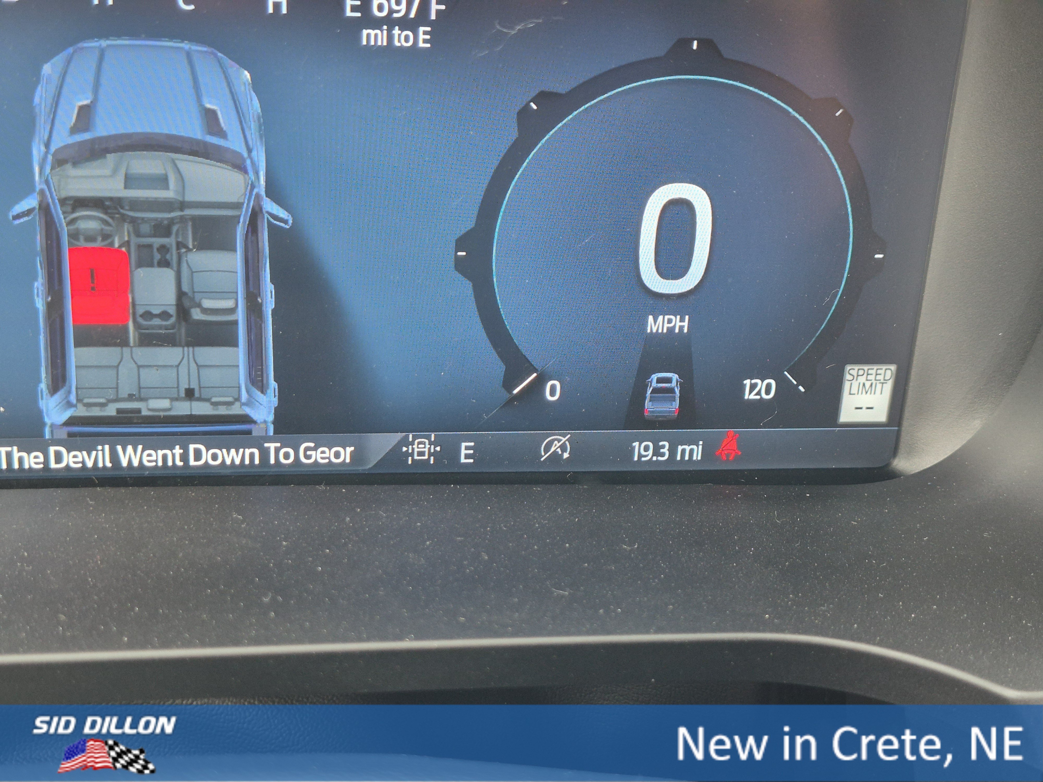 New 2026 Carbonized Gray Metallic Ford XLT image 20