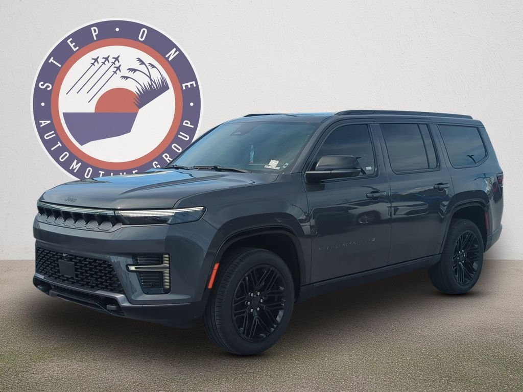 New 2026 Baltic-Gray Metallic Clear-Coat Exterior Paint Jeep Limited Reserve image 2