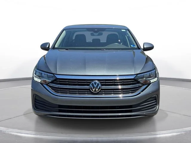 Used 2024 Gray Volkswagen 1.5T SE image 8