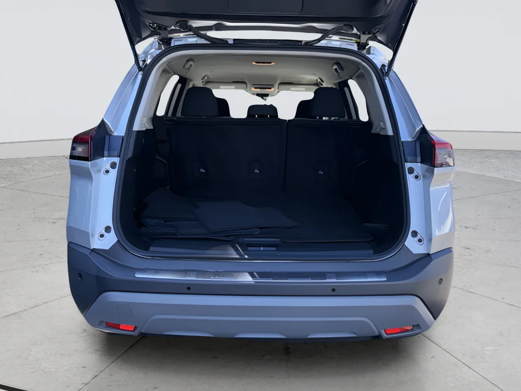 Used 2023 Silver Nissan SV image 19
