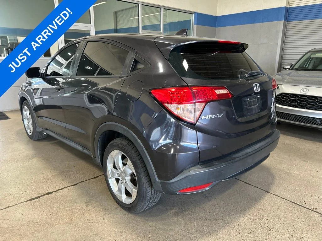 Used 2016 Modern Steel Metallic Honda LX image 4