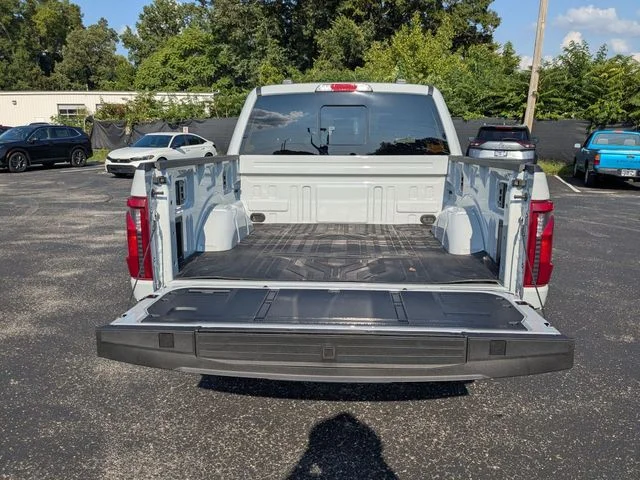 Used 2026 Avalanche Ford XLT image 7