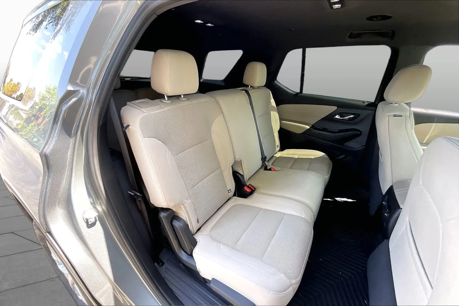 Used 2023 Sterling Gray Metallic Chevrolet LS image 27