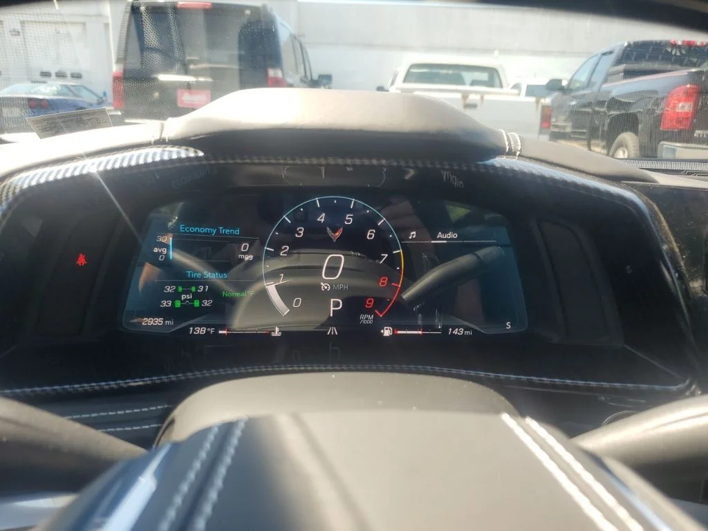Used 2025 White Chevrolet Z06 image 20