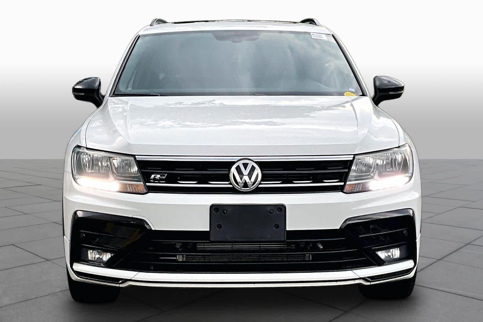 Used 2019 Pure White Volkswagen SEL R-Line Black image 4