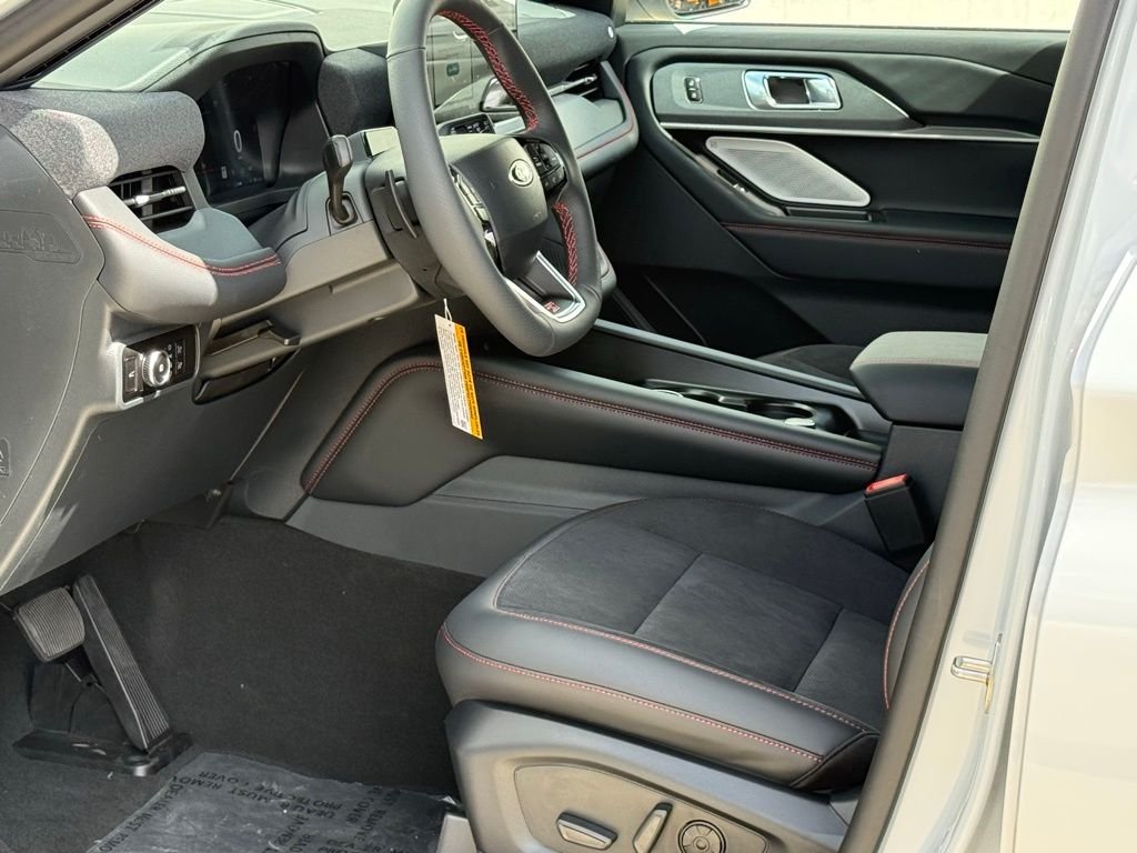New 2026 Space White Metallic Ford ST image 5