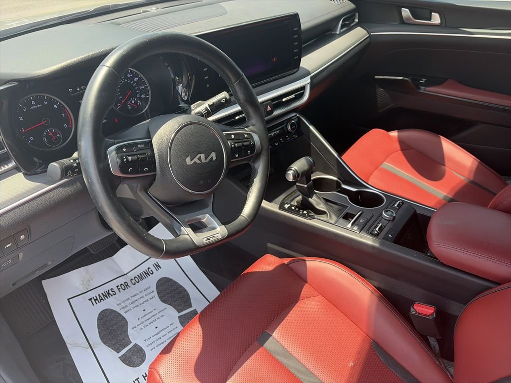 Used 2024 Wolf Gray Kia GT-Line image 11