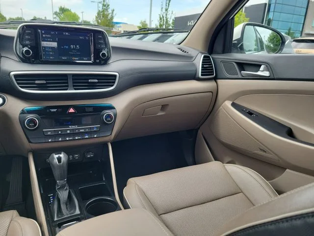 Used 2021 White Hyundai Limited image 11