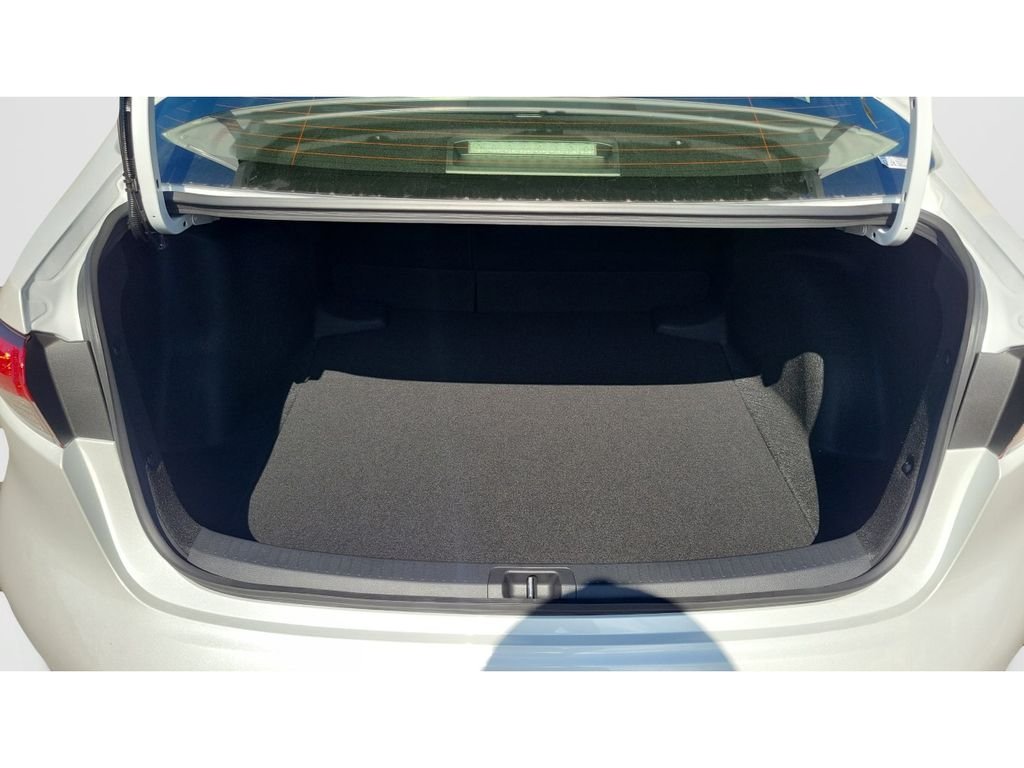 New 2026 Wind Chill Pearl <sup>1</sup> Toyota  SE image 22