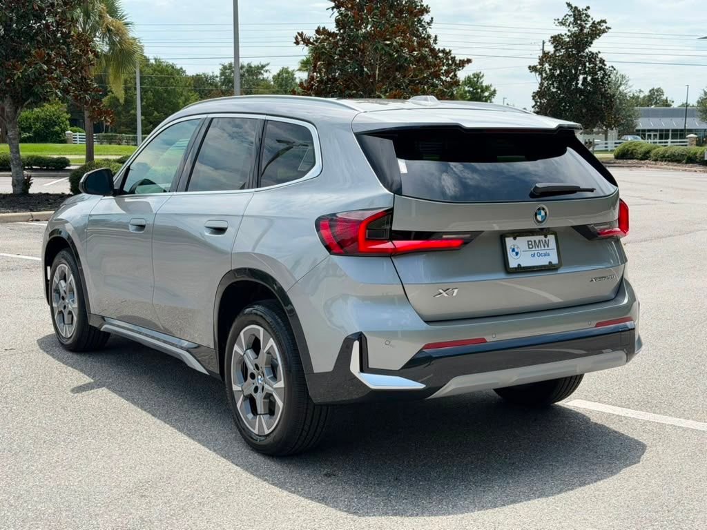 New 2026 Silver BMW xDrive28i image 3
