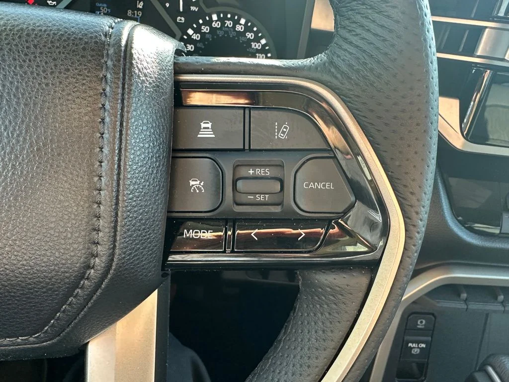Used 2024  Toyota SR5 image 21