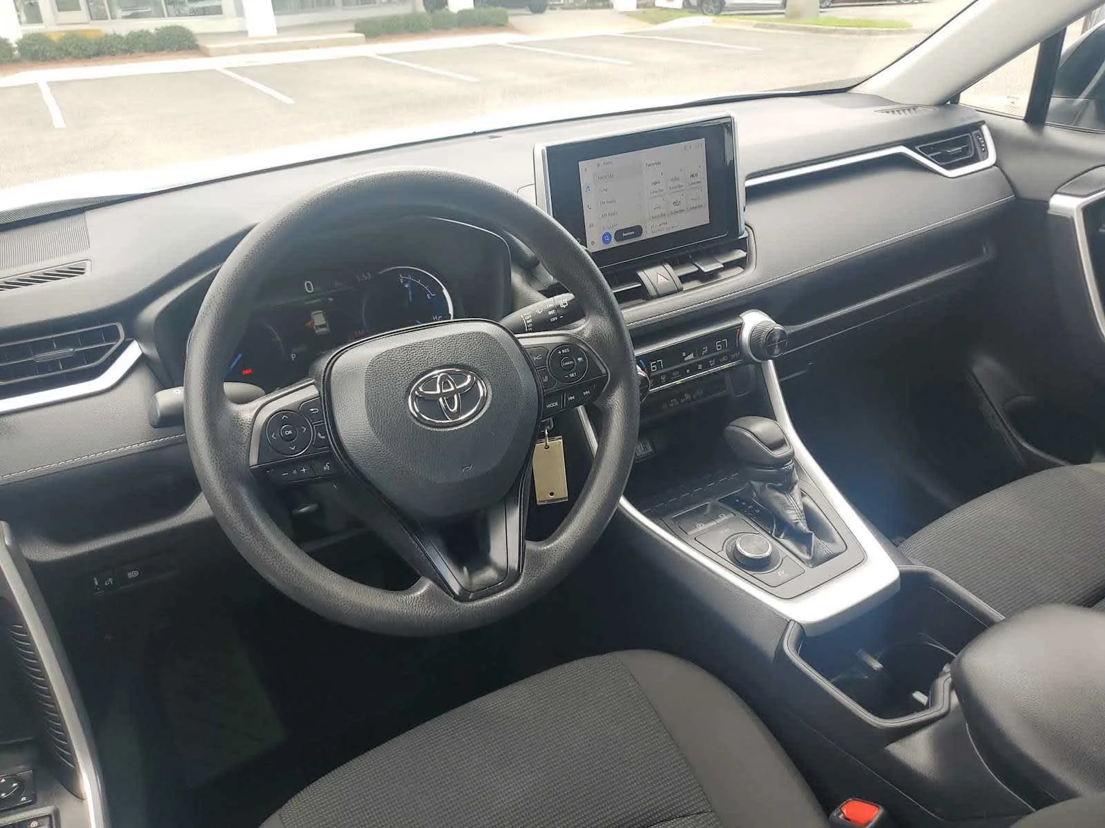 Used 2025 White Toyota Hybrid LE image 20