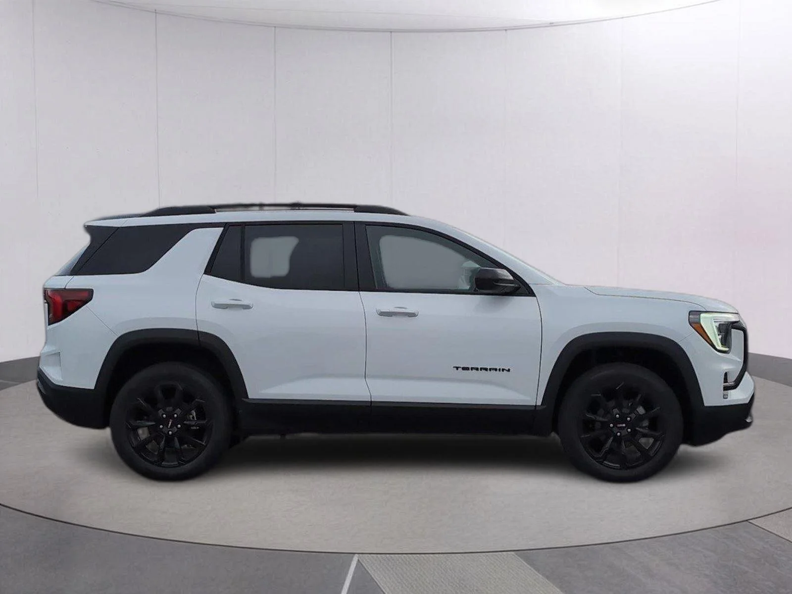 New 2026 Summit White GMC Elevation image 2