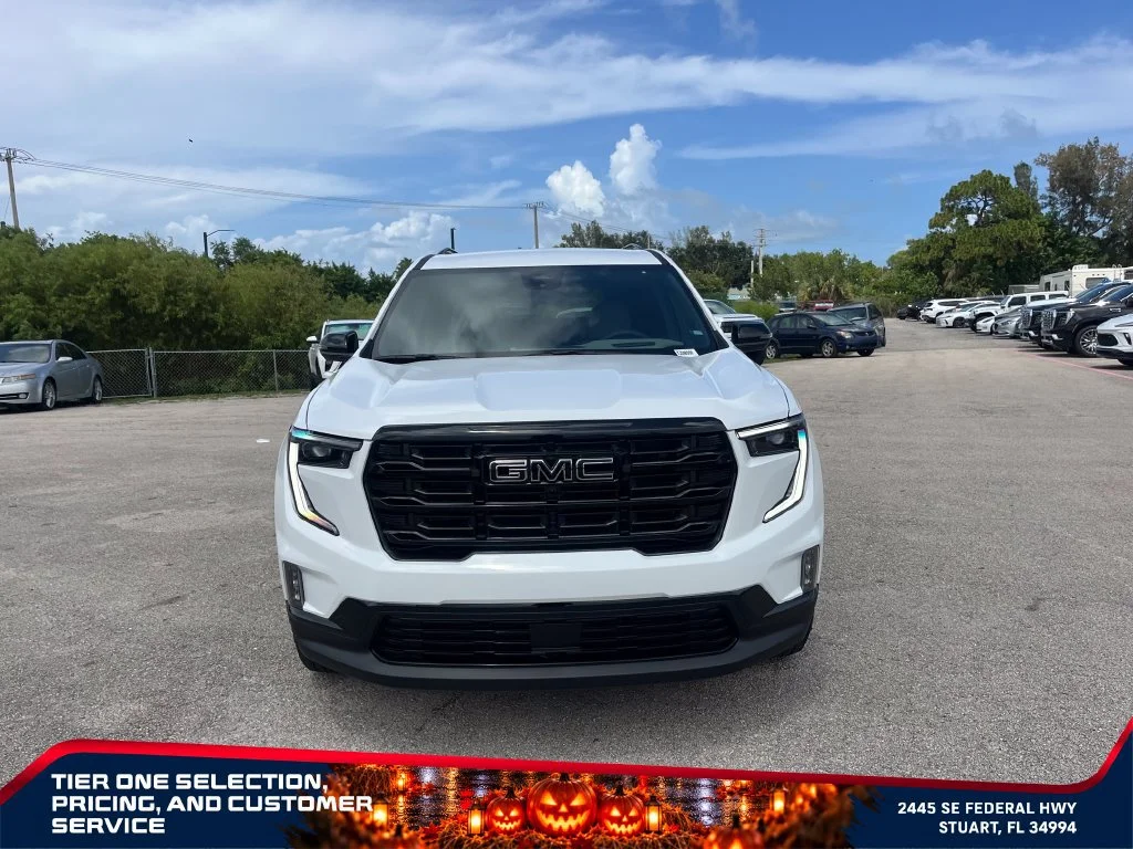 New 2026 Summit White GMC Elevation image 3