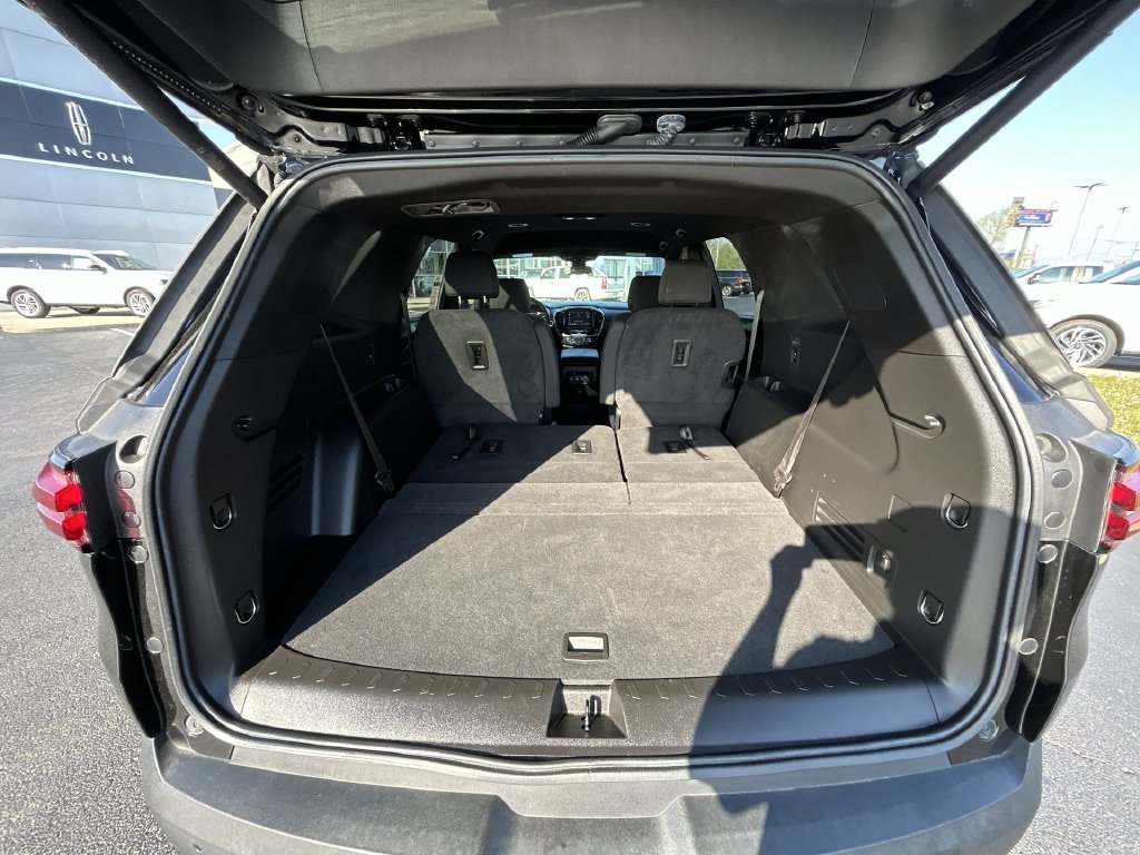 Used 2023 Black Chevrolet LT image 29