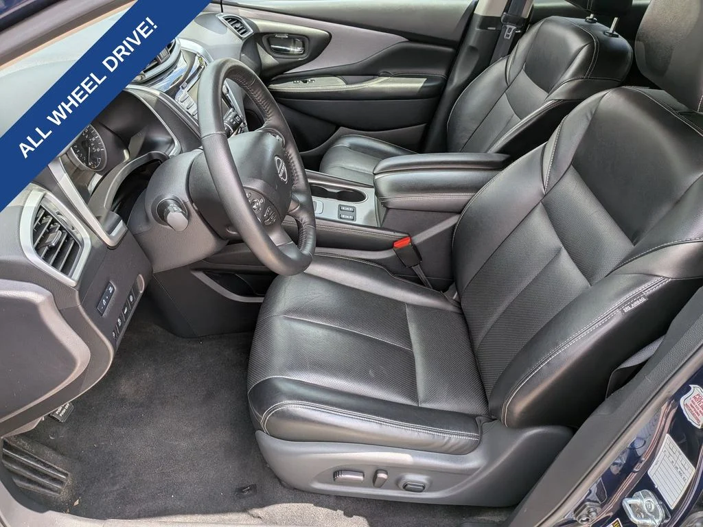 Used 2023 Blue Nissan SL image 11