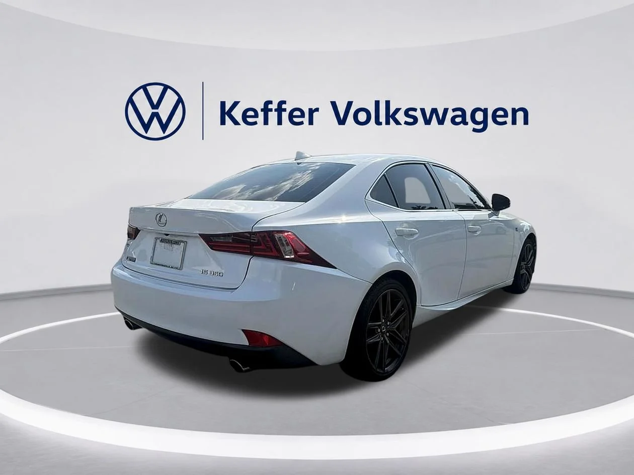 Used 2016  Lexus 350 image 5