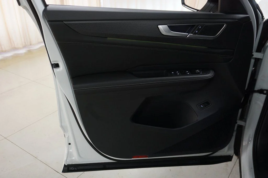 2026 Volkswagen Atlas Cross Sport SEL R-LINE - Photo 26