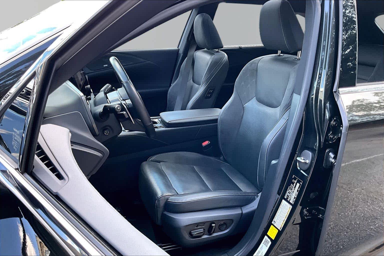 Used 2025 Caviar Lexus Luxury image 15