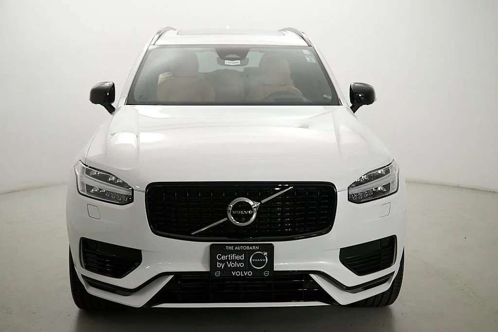 Certified Used 2023 Crystal White Volvo Ultimate image 5