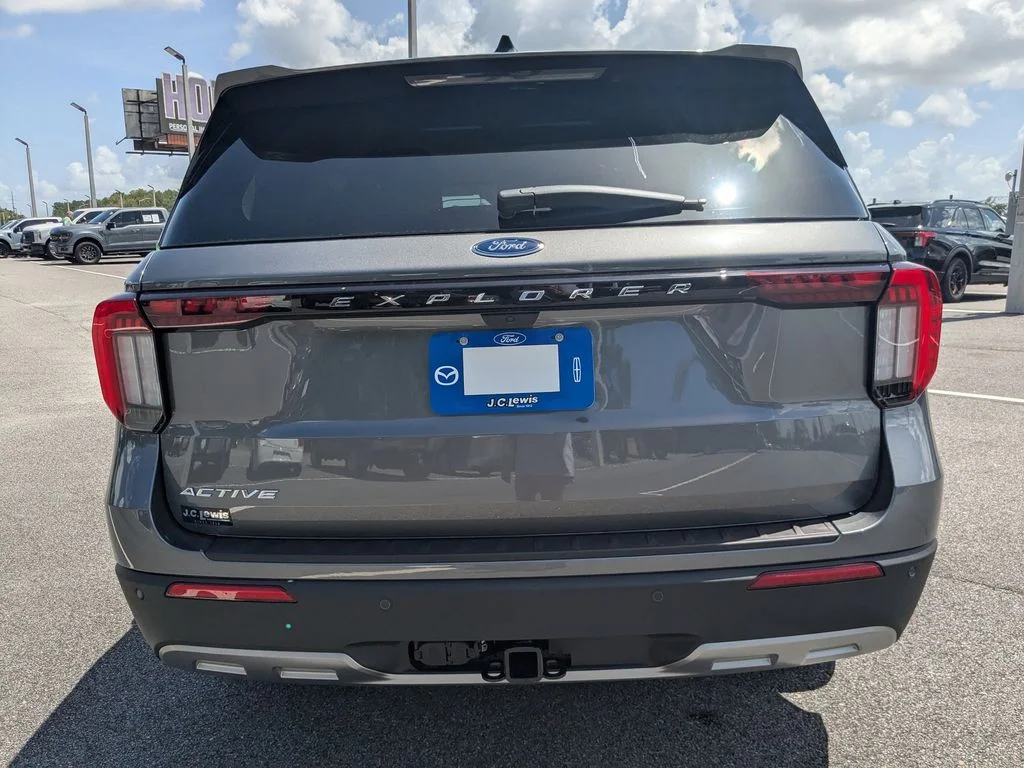 New 2026 Carbonized Gray Metallic Ford Active image 5