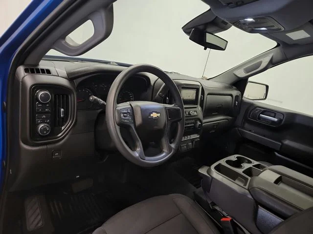 Used 2023 Blue Chevrolet Custom image 17