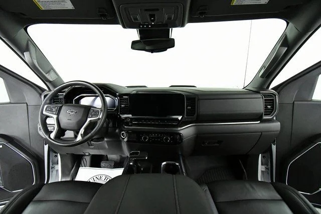 Used 2025 White Chevrolet LT Trail Boss image 19