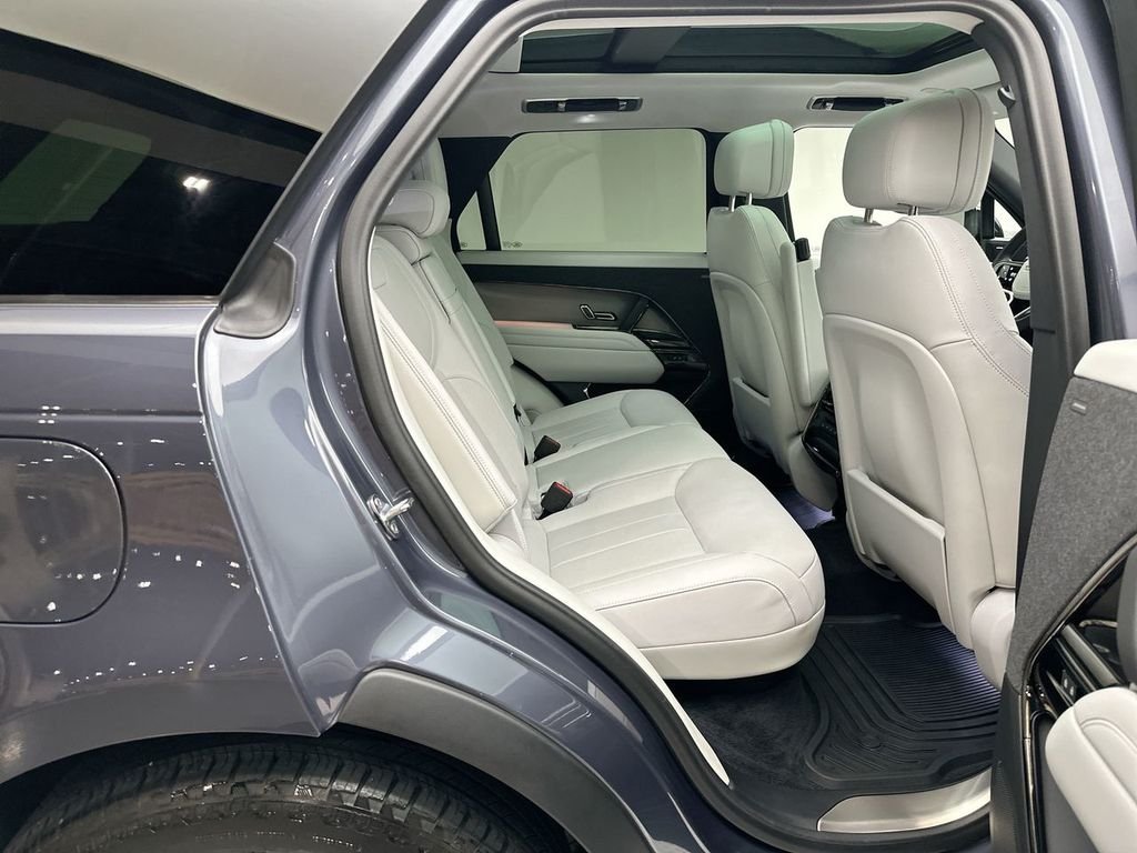 Used 2024 Varesine Blue Metallic Land Rover SE image 19