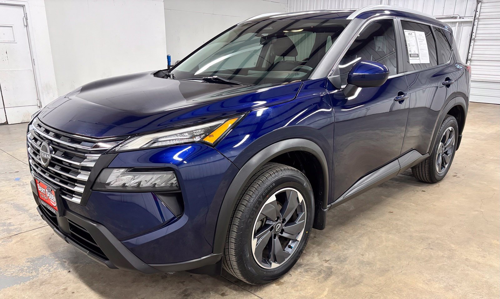 Used 2024 Blue Nissan SV image 3