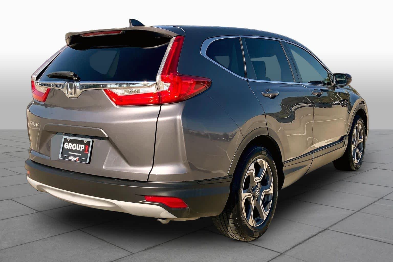 Used 2017 Modern Steel Metallic Honda EX image 12