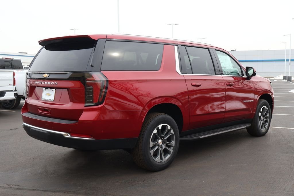2026 Chevrolet Suburban LS - Photo 8