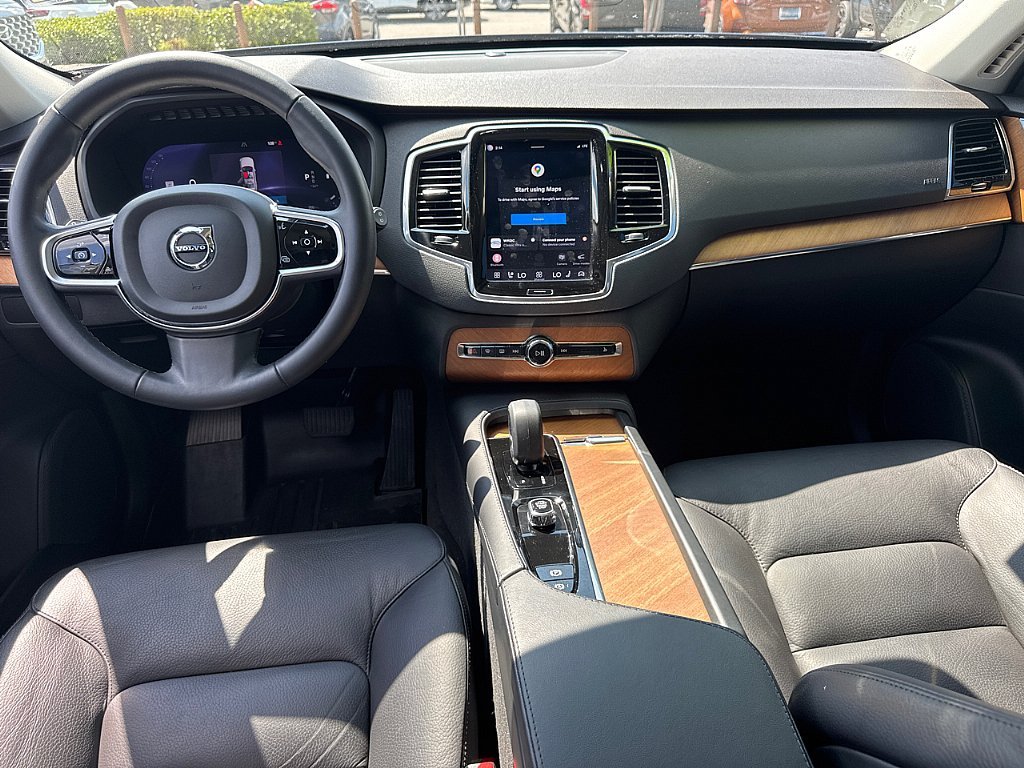 Used 2024 Denim Blue Metallic Volvo Plus Bright Theme image 9