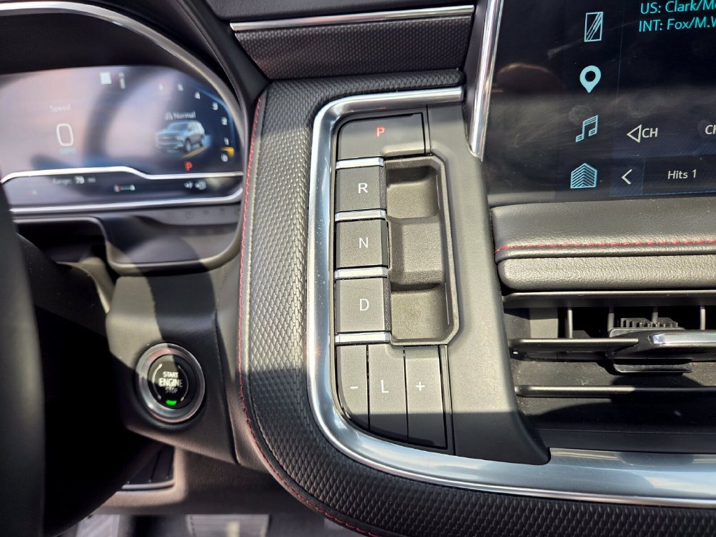 2023 Chevrolet Suburban RST - Photo 31