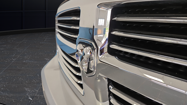 Used 2017 Bright Silver Clearcoat Metallic Ram Big Horn image 36