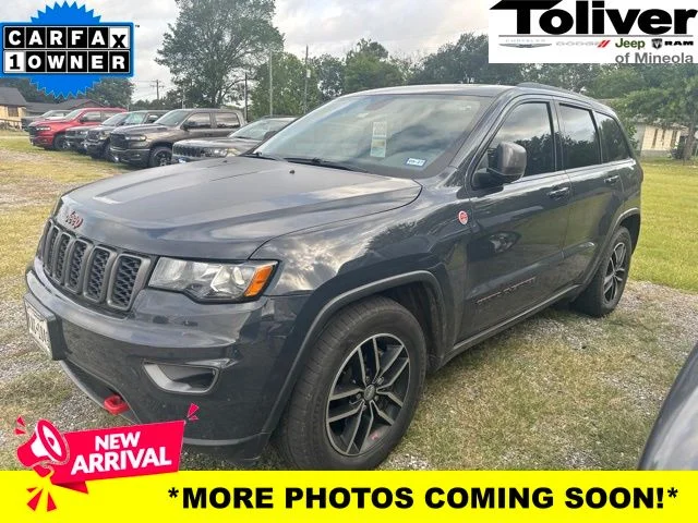 Used 2018 Black Jeep Trailhawk image 1