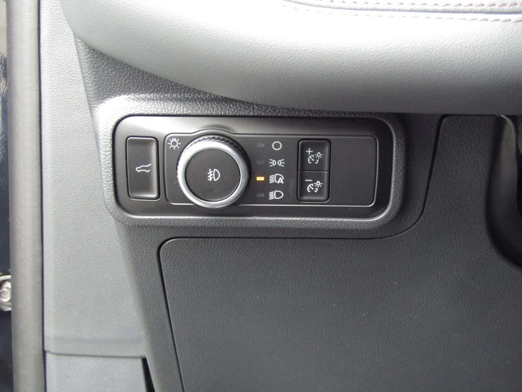 New 2026 Agate Black Metallic Ford Active image 23
