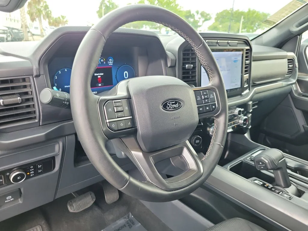 Used 2024 Black Ford XLT image 15