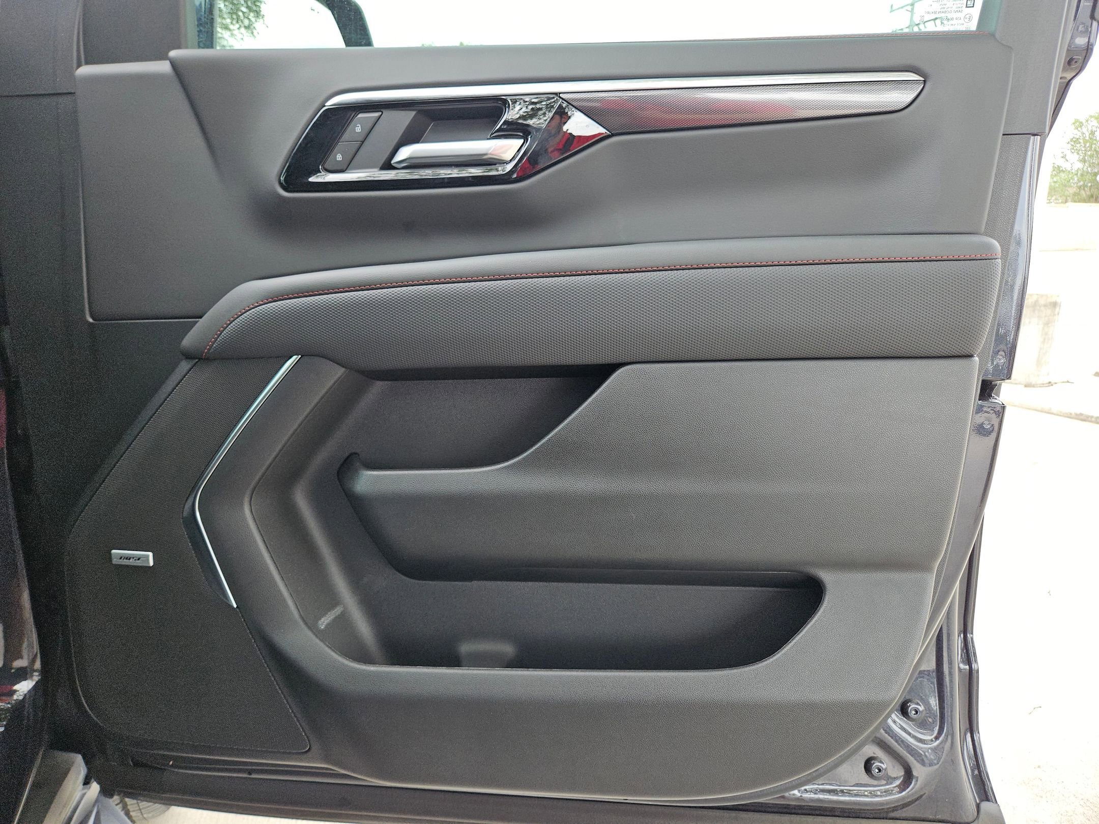 2025 Chevrolet Tahoe RST - Photo 30