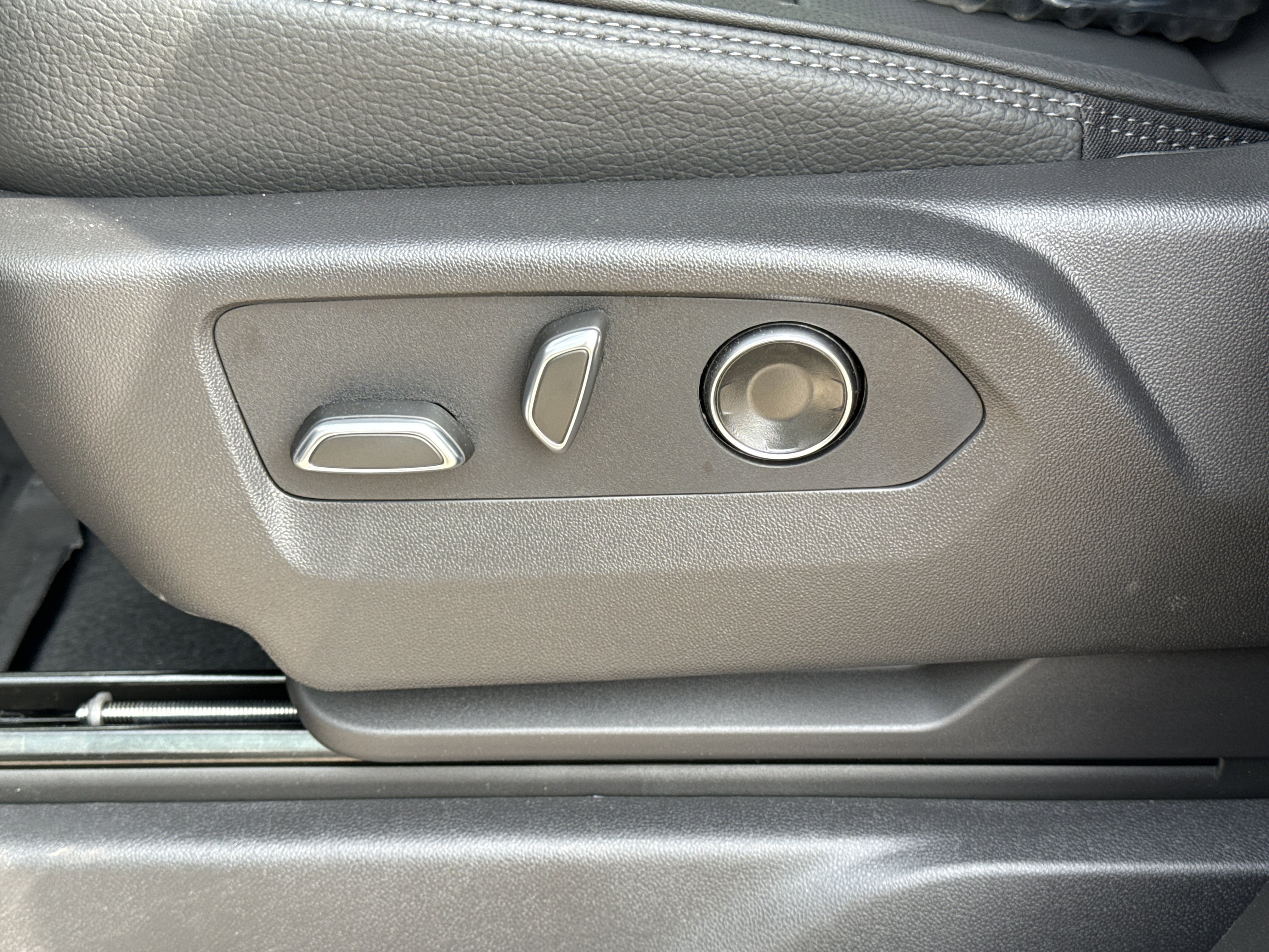 2026 GMC Sierra 2500HD Denali - Photo 16