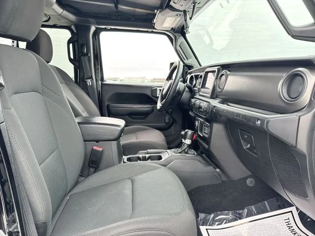 Used 2022 Black Jeep Unlimited Sport image 24