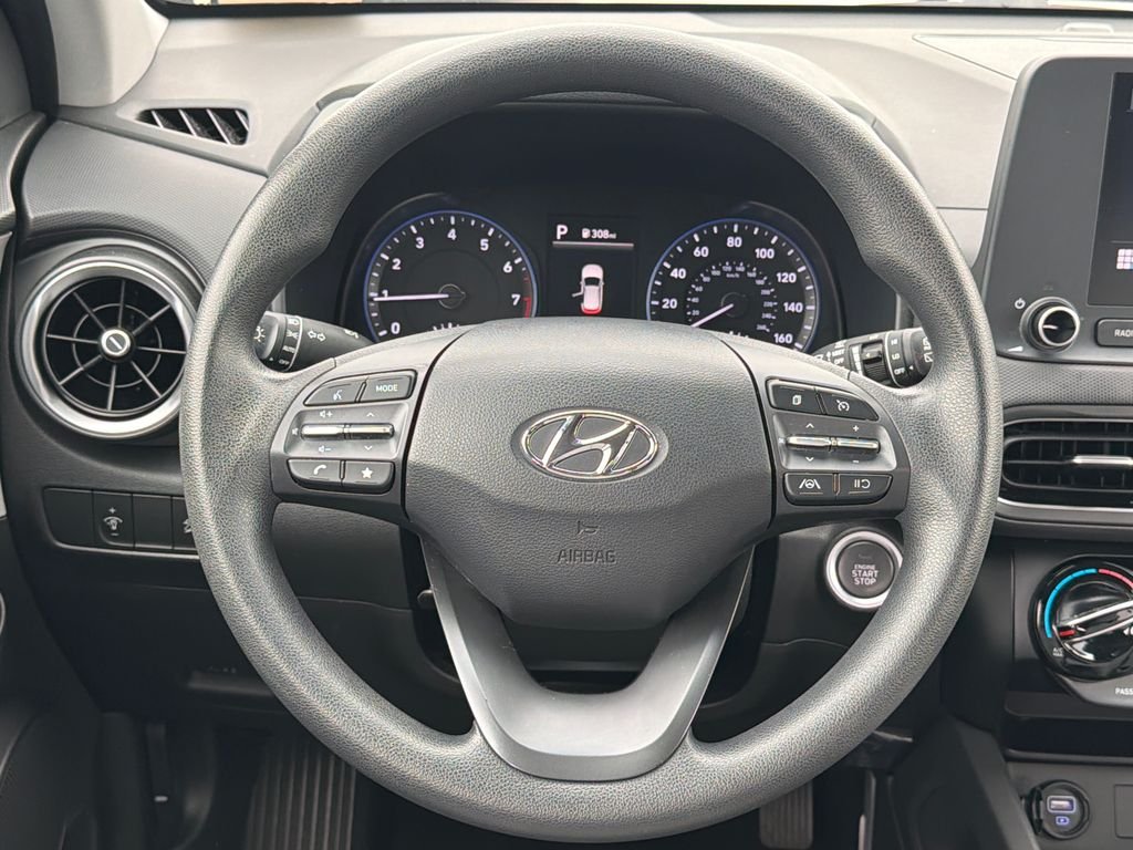 Used 2023 White Hyundai SEL image 23