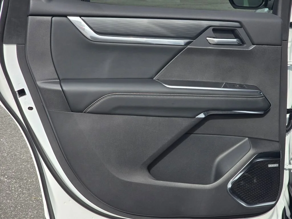 2026 GMC Acadia Elevation - Photo 38