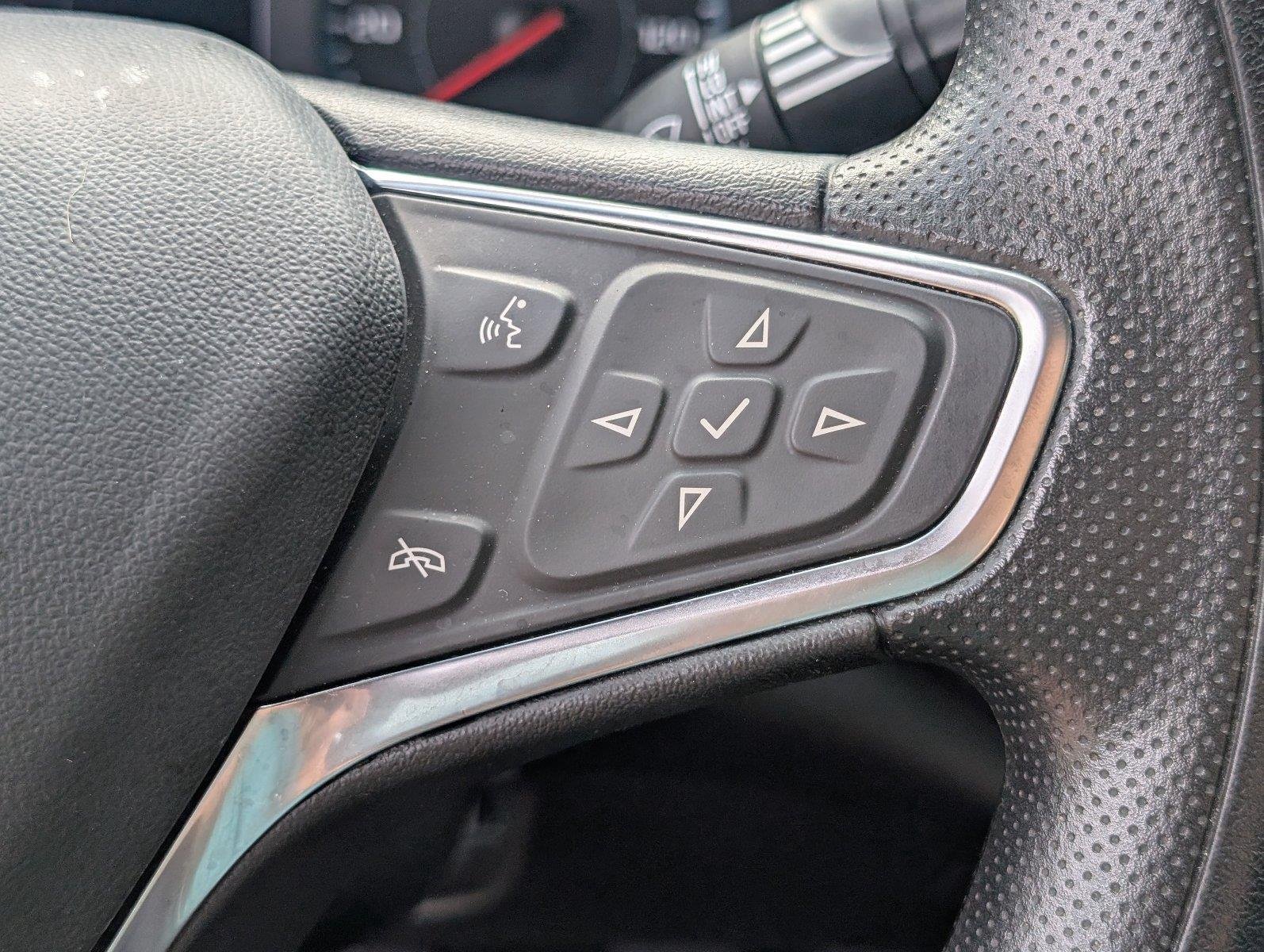 Used 2024 Summit White Chevrolet 1LT image 29