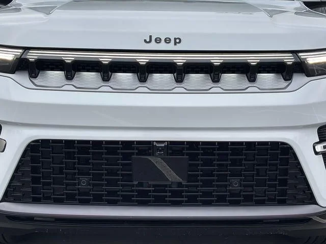 New 2026 White/off-white Jeep  image 10